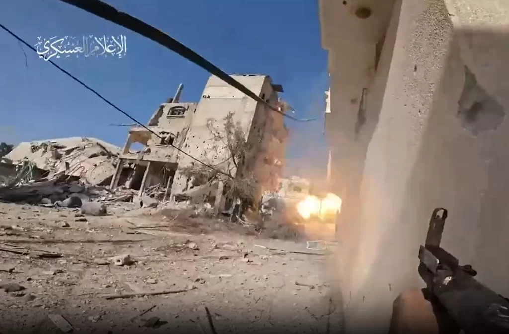 مقاتلو القسام يصطادون دبابات إسرائيل بالجملة ويحولونها لكتل لهب في ثوان (فيديو) وطن