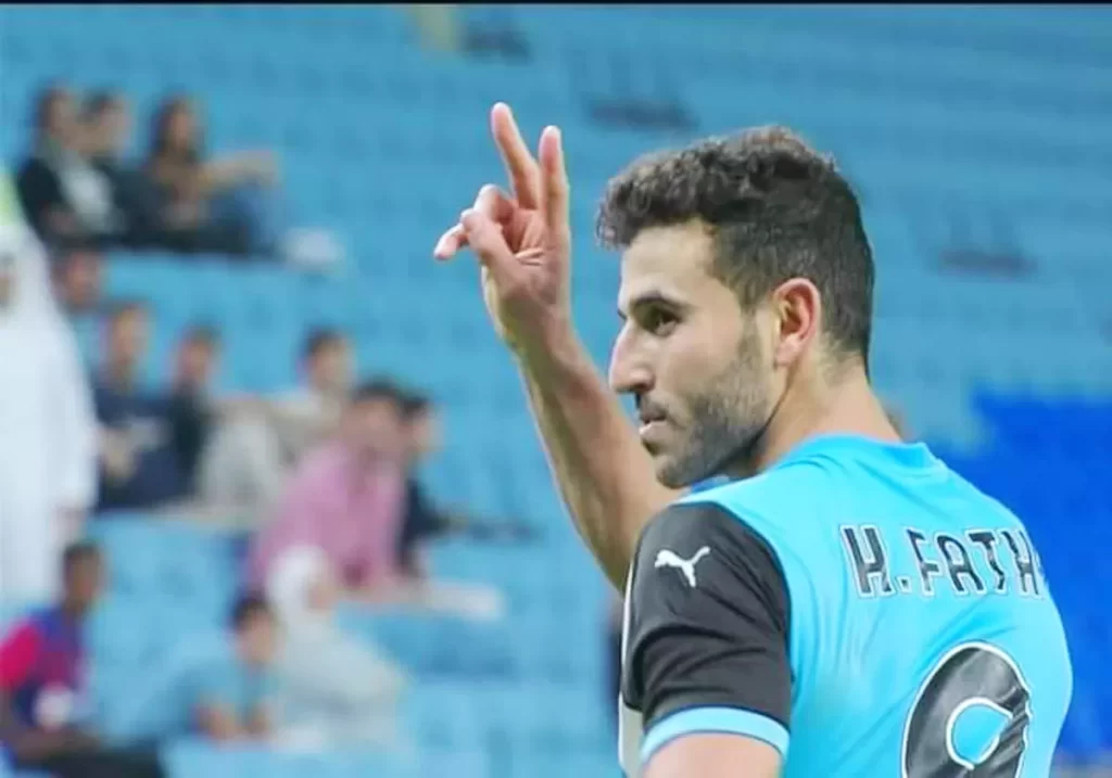 حمدي فتحي يحتفل بهدفه مع الوكرة القطري برفع إشارة النصر تضامناً مع فلسطين (فيديو)  وطن