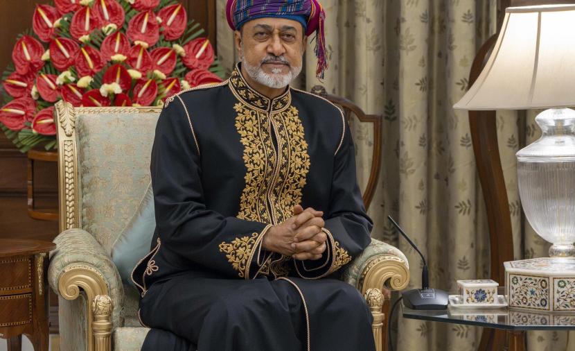 جلالة السلطان يلتقي برجال الأعمال الهنود لبحث الفرص الاستثمارية