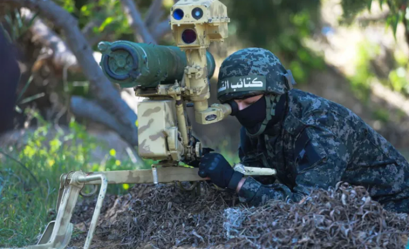 جيش الاحتلال يتلقى ضربات قاسية من المقاومة في غزة.. وتدمير 26 دبابة وآلية عسكرية خلال 24 ساعة