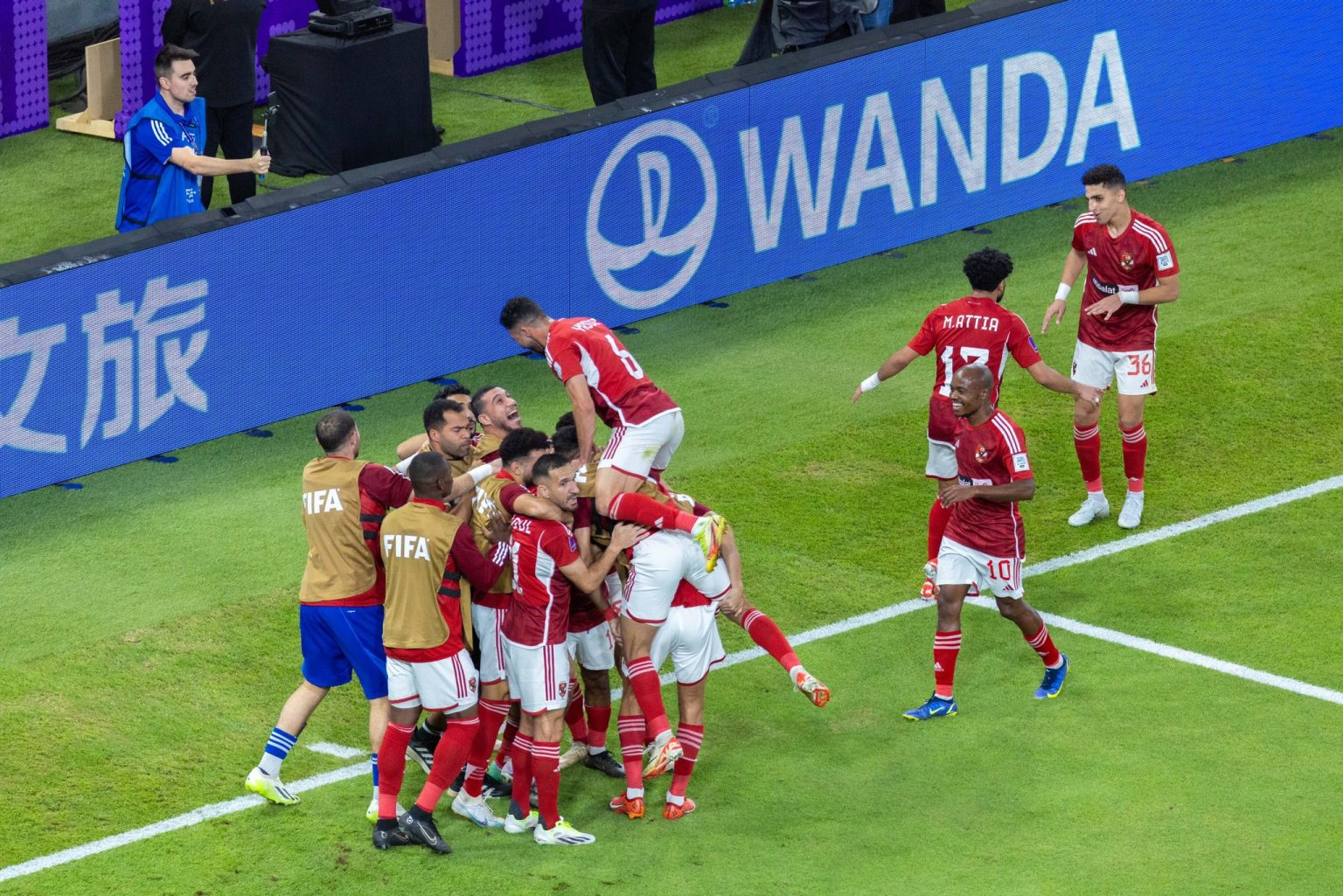 مونديال الأندية: الأهلي المصري يقسو على الاتحاد السعودي ويبلغ المربع الذهبي