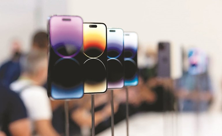 على عهدة الذكاء الاصطناعي.. هواتف المستقبل أكثر مرونة وصديقة للبيئة