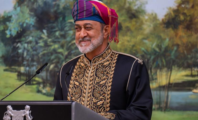 “حريصون على تطوير شراكتنا الاستراتيجية”.. نص كلمة جلالة السلطان في سنغافورة