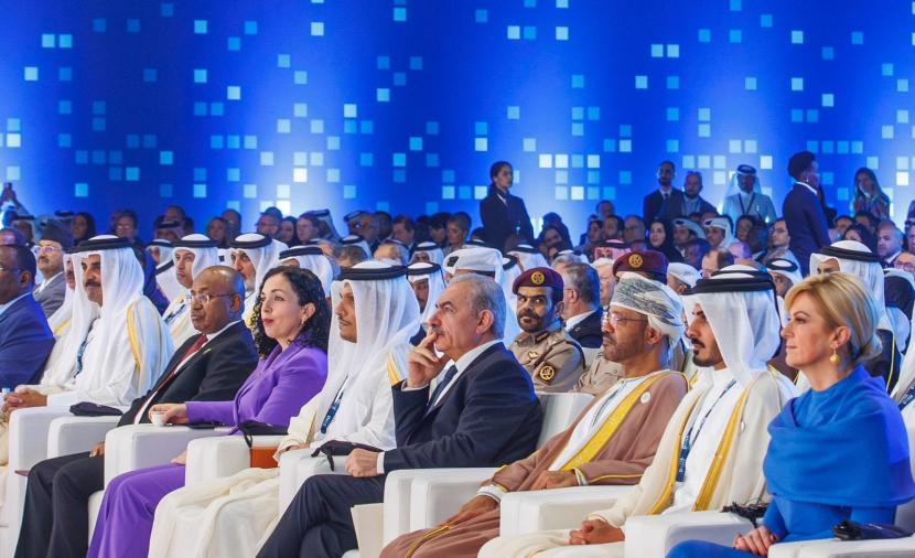 بدر بن حمد: الأجيال ستنظر باشمئزاز للخيانة التي يتعرض لها أهل غزة