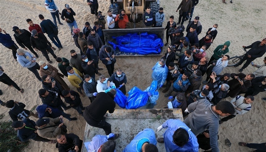 قوات الإحتلال تعيد 80 جثة “صادرتها” في غزة لدفنها في القطاع