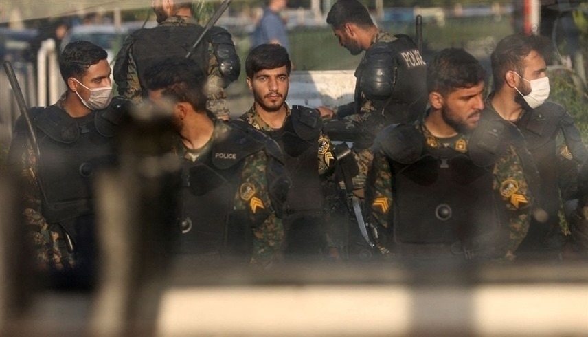 في إحدى أكثر الهجمات الدموية.. مقتل 11 شرطياً في إيران