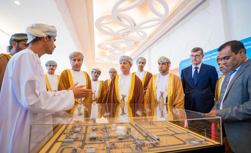 “تنمية نفط عُمان” تحتفل بتدشين محطة تجميع الإنتاج في منطقة صقر الكبرى