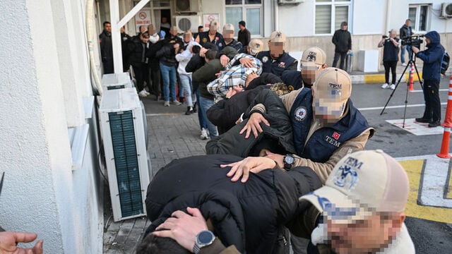 القضاء التركي يأمر بحبس 15 شخصا بقضية التجسس لصالح إسرائيل