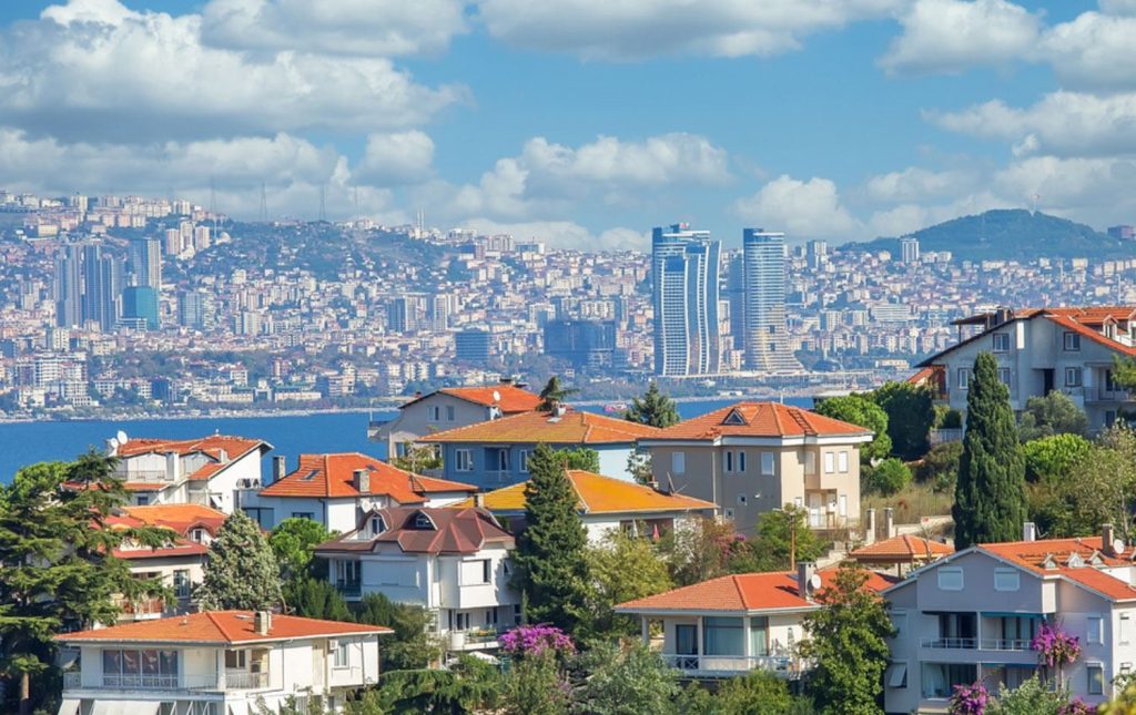 تركيا.. لماذا انخفضت مبيعات العقارات للمستثمرين الأجانب؟