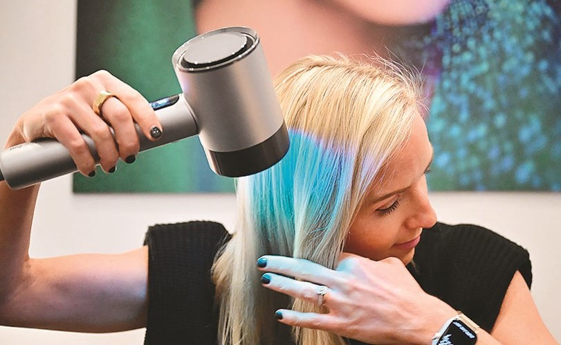 الذكاء الاصطناعي يغزو عالم التجميل