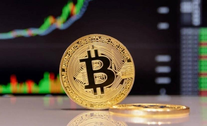 “تغريدة كاذبة” تهبط بيتكوين أكثر من 2.5%