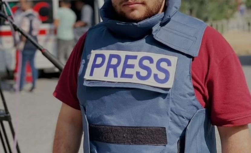 استشهاد الصحفي محمد الثلاثيني في قصف إسرائيلي بمدينة غزة