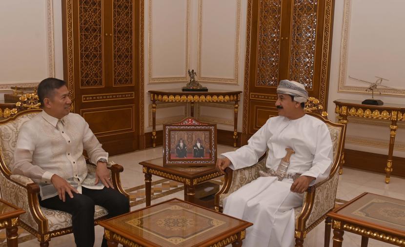 النعماني يبحث مسيرة العلاقات الثنائية بين عُمان والفلبين