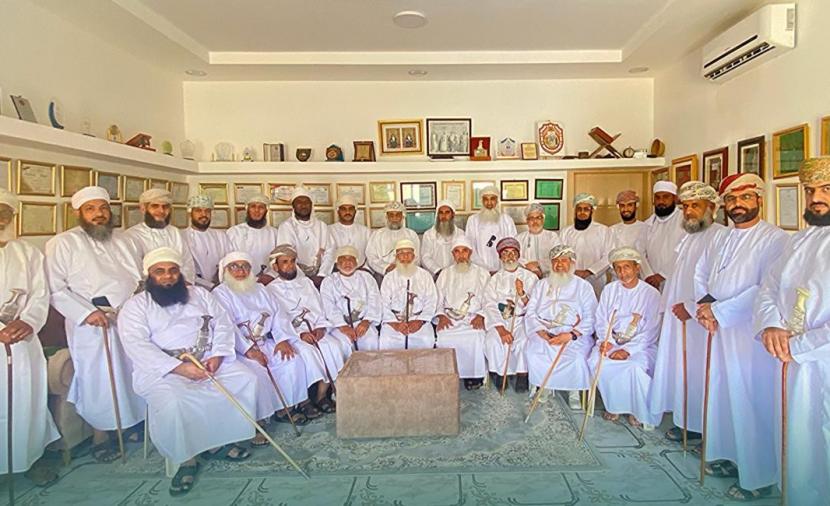 “مجلس الخليلي للشعر” ينظم أمسة شعرية في سناو