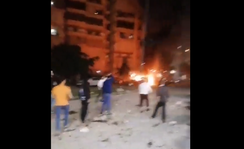 بالفيديو.. اغتيال 3 من قيادات “حماس” في قصف إسرائيلي على لبنان