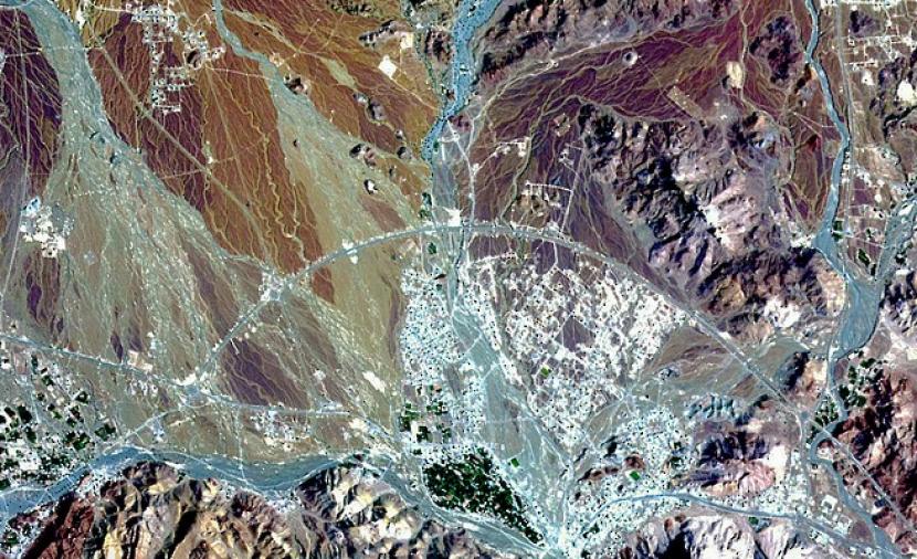 قمر “أمان1” ينشر صورا فضائية لسلطنة عمان