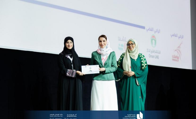 فوز طالبات “كلية الرستاق” بجائزة لجنة الحكام في ملتقى خليجي