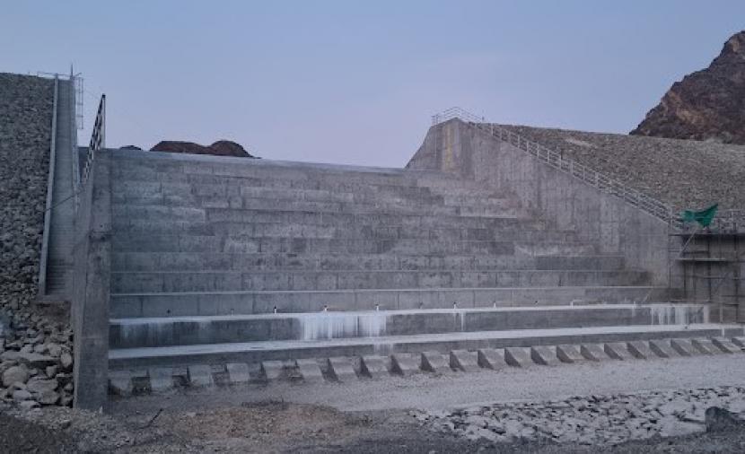 الانتهاء من تنفيذ 4 سدود للتغذية الجوفية في شمال الشرقية والظاهرة