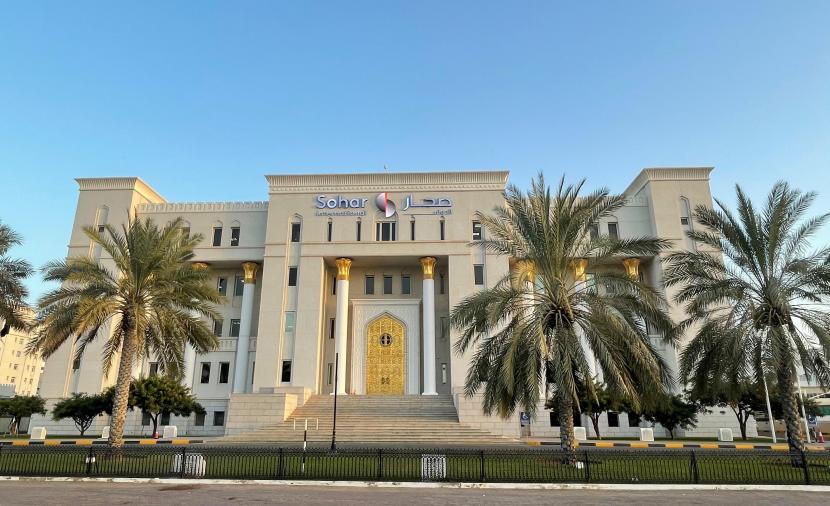 “صحار الدولي” يحصل على شهادة الاعتماد العالمي للالتزام بأمن بيانات بطاقات الدفع