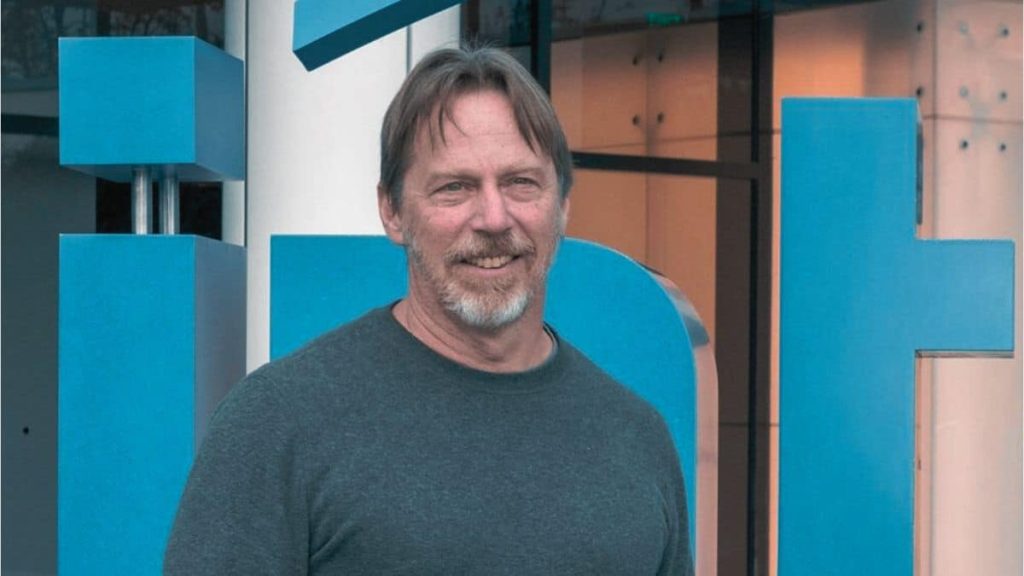 جيم كيلر يعرض على سام ألتمان تصميم رقاقات ذكاء اصطناعي بقيمة تريليون دولارٍ