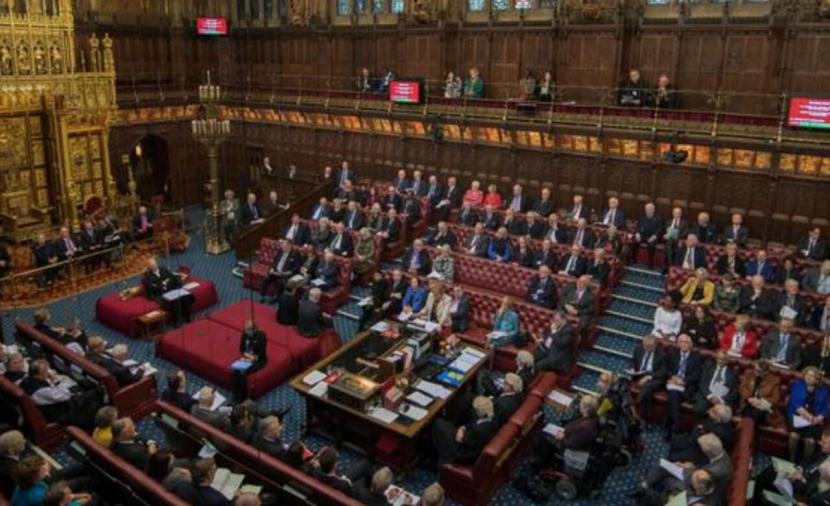 شاهد.. موجة غضب ببريطانيا بعد تصويت البرلمان على وقف إطلاق النار بغزة