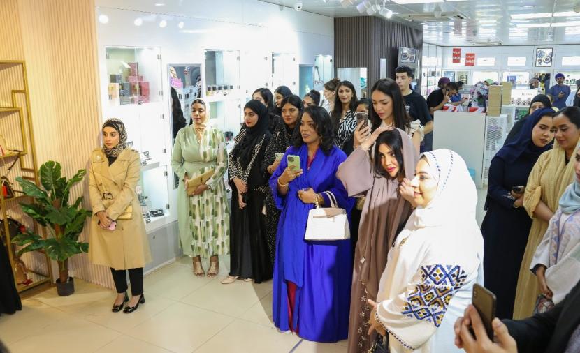 “محلات سلمان” تثري خيارات العملاء بشراكة تجارية لإطلاق منتجات “AH” البحرينية