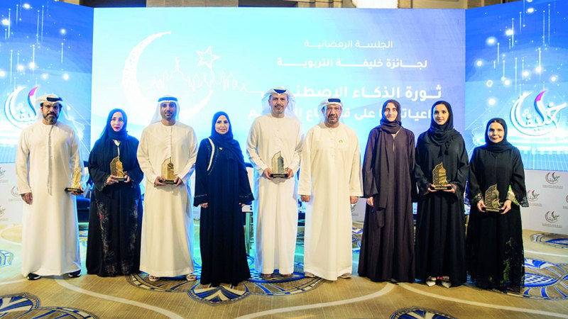 خبراء يطالبون بتطوير مناهج تعليمية تواكب الذكاء الاصطناعي