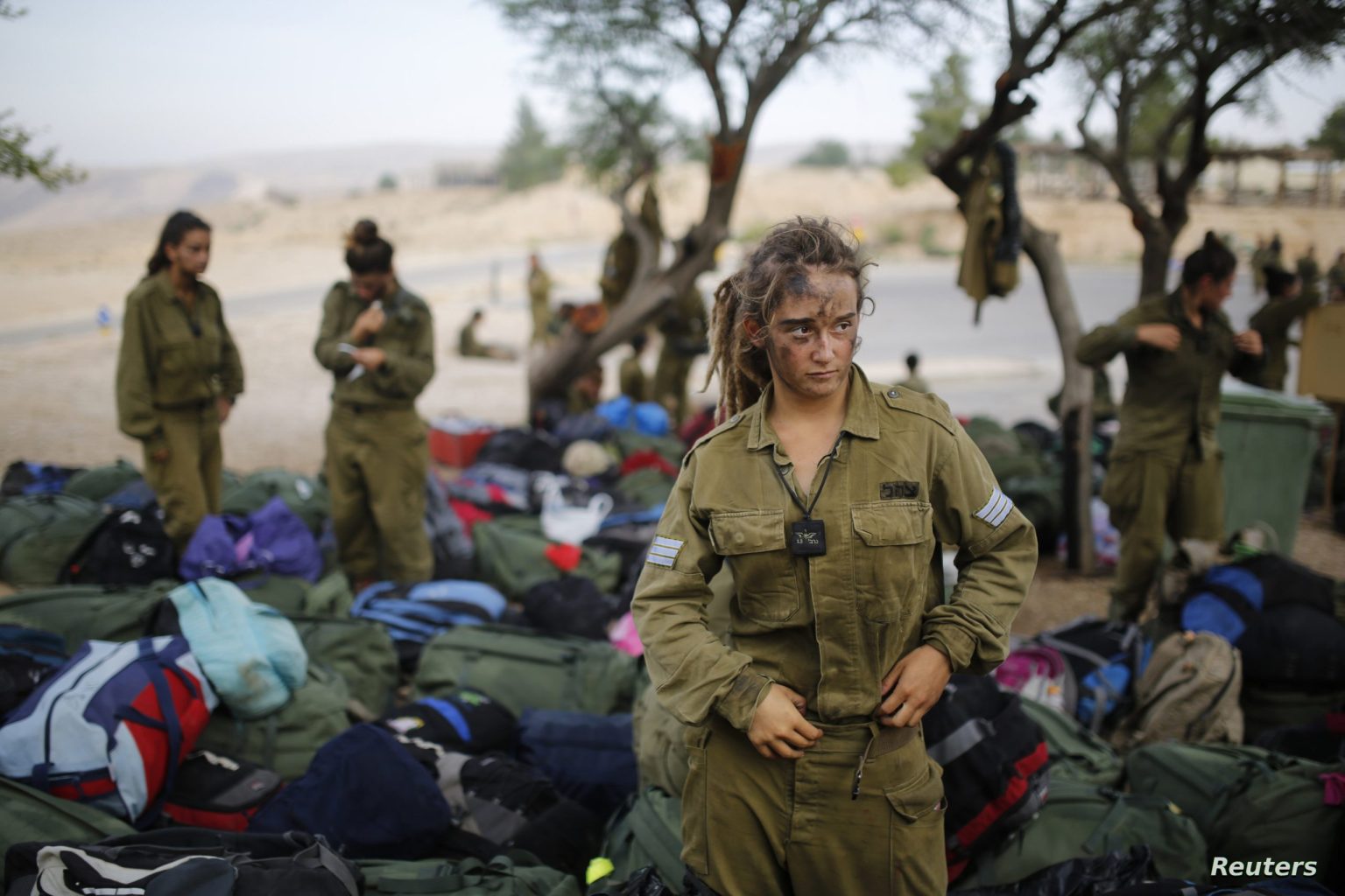 قصة صورة “مجندة أوكرانية جاءت للقتال مع الجيش الإسرائيلي في غزة فاغتصبها 4 جنود”! وطن