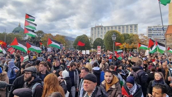 مظاهرات في أمريكا تندد باستمرار المجازر بغزة وتطالب بوقف الحرب فورا