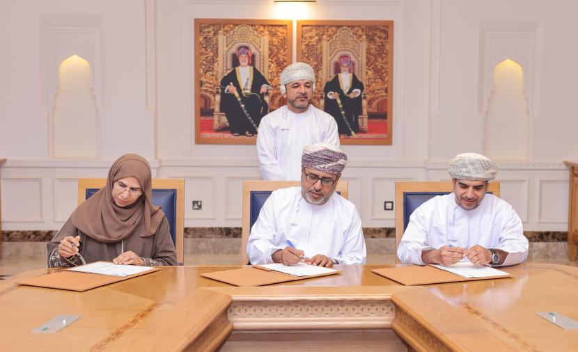 برنامج تعاون لتمكين الباحثين عن عمل في القطاع الصناعي