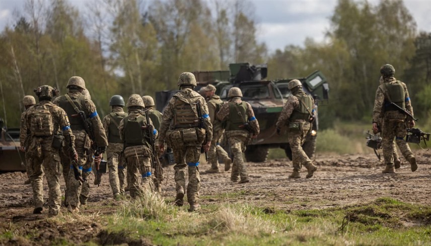 لتدريب الجنود.. فرنسا ترسل عسكريين لكييف