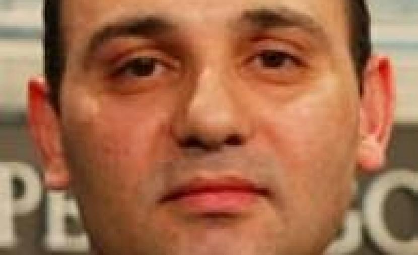 مصرع رئيسي يخلط أوراق الرئاسة في إيران