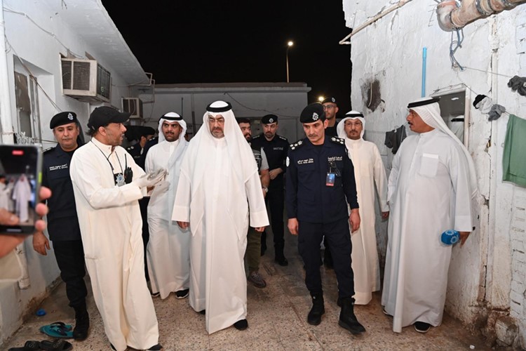 محافظ العاصمة: الحكومة عازمة على فرض هيبة القانون على الجميع ولن تسمح بأي تجاوز أو عشوائية