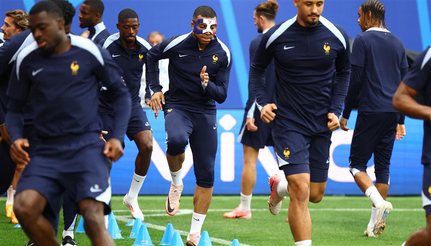 ديشامب: سيشارك مبابي مع فرنسا أمام هولندا