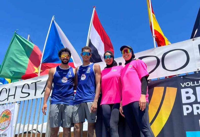 منتخب سيدات الطائرة الشاطئية يتأهل لنصف نهائي بطولة أفريقيا