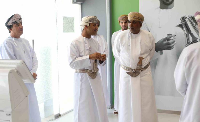 بنك ظفار يفتتح فرعًا جديدًا في ولاية عبري