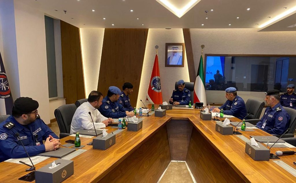 بتوجيهات الشيخ فهد اليوسف.. تعاون قوة الإطفاء العام مع بلدية الكويت والجهات المعنية لإزالة المخالفات العقارية