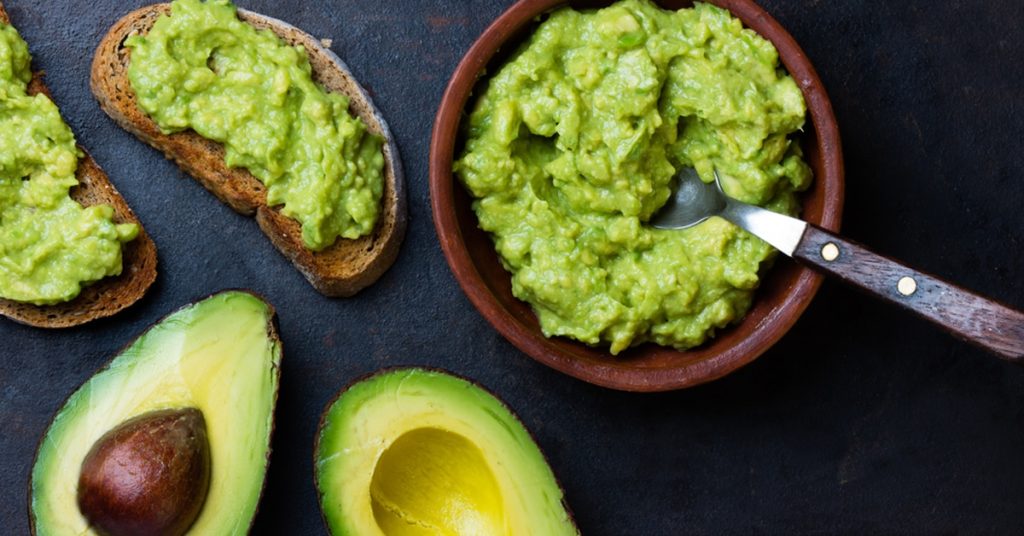 ماذا يحدث للجسم عند تناول الأفوكادو؟