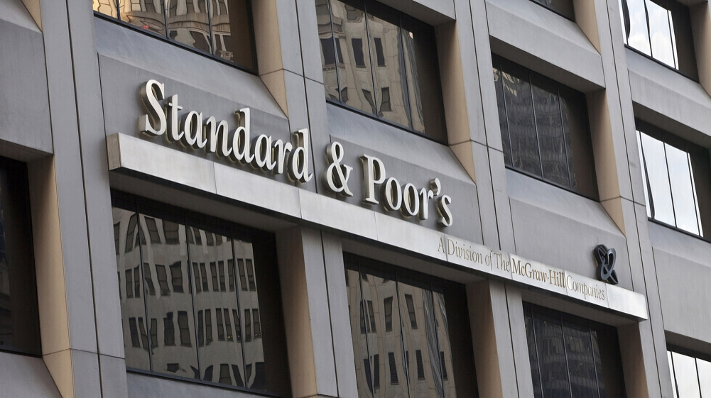 ستاندرد آند بورز.. مصر تحافظ على تصنيفها الائتماني وسط تحديات اقتصادية عالمية