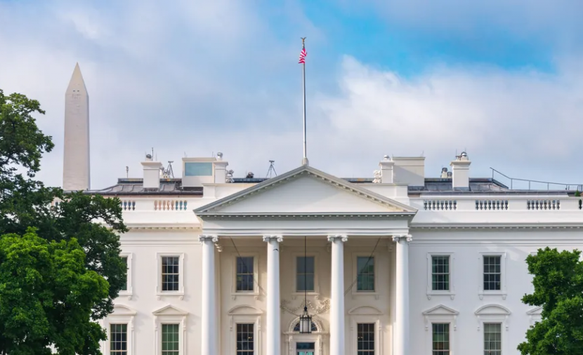 ماذا نعرف عن رحمن الله لكنوال المشتبه به في إطلاق النار قرب البيت الأبيض؟