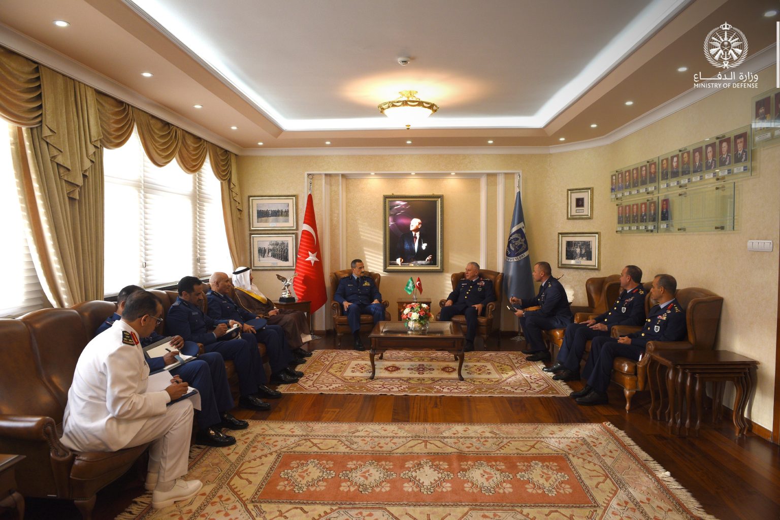 قائد القوات الجوية السعودية يزور قيادة القوات الجوية التركية