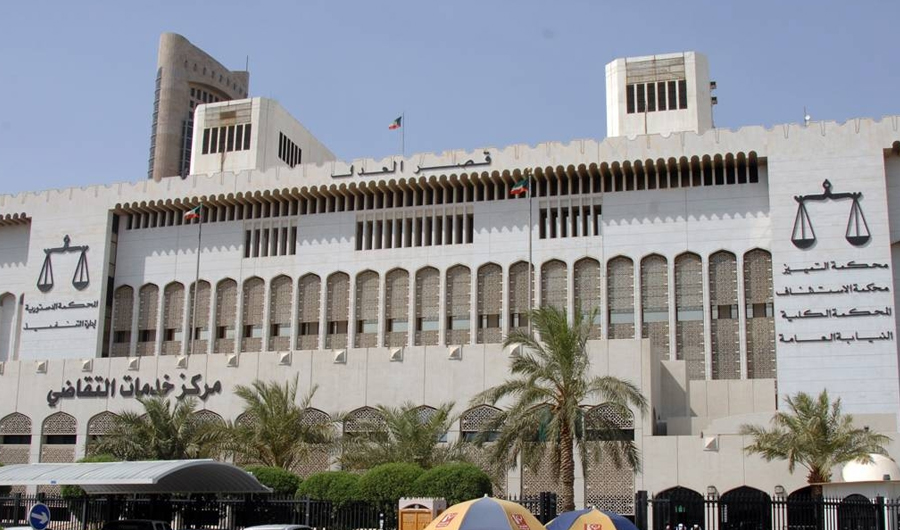 الجنايات تُحيل قضية رئيس اتحاد القدم ونائبه والأمين العام إلى رئيس المحكمة