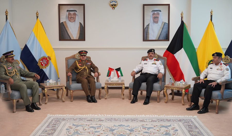 كلية مبارك العبدالله للقيادة والأركان المشتركة تستقبل وفداً عسكرياً من كلية القيادة والأركان العمانية