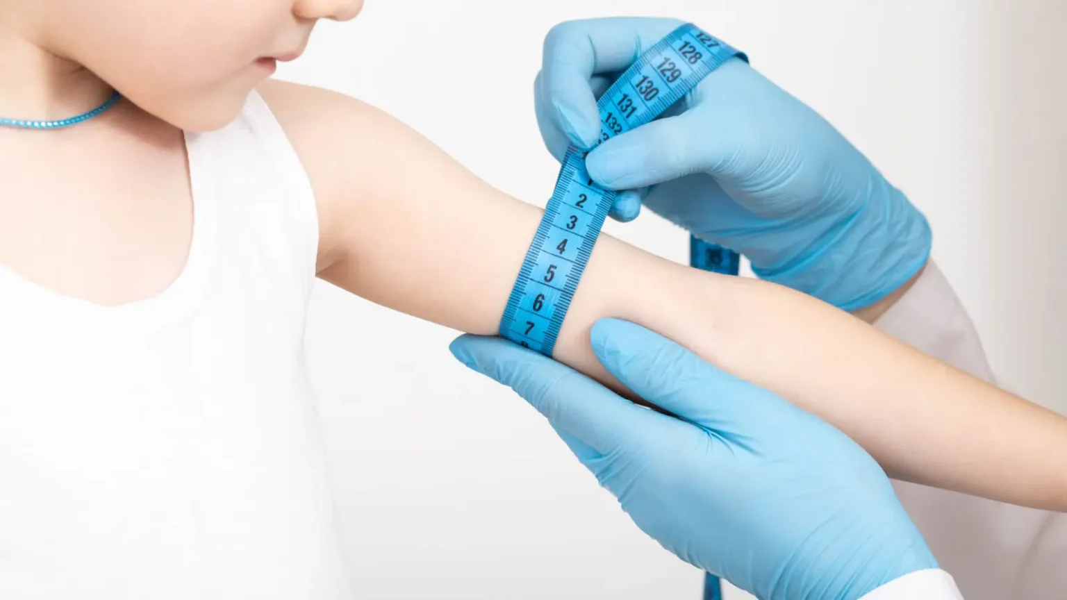 متى تصبح نحافة الطفل مقلقة؟