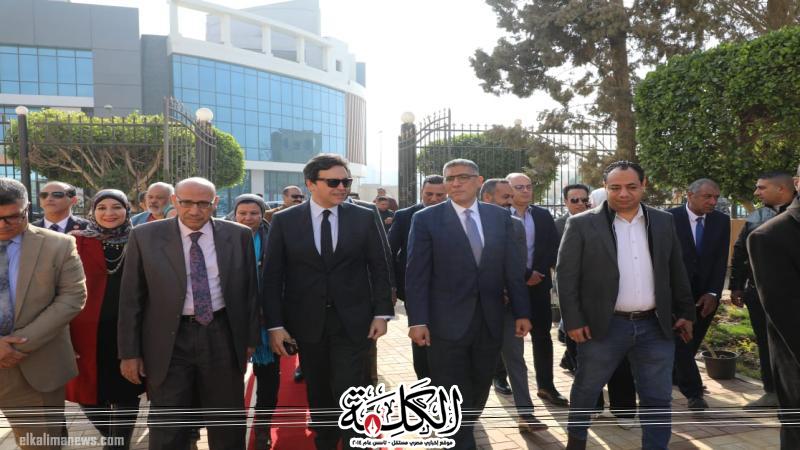 وزير الثقافة ومحافظ الجيزة يفتتحان ”قصر الإبداع الفني” بـ 6 أكتوبر | ثقافة وفن | بوابة الكلمة