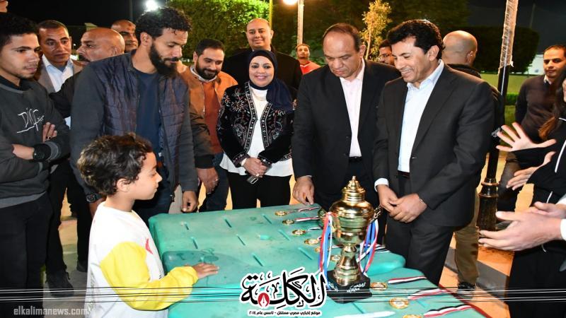 وزير الرياضة ومحافظ المنيا يفتتحان مرحلة إحلال وتجديد فرع نادي المنيا الرياضي بمدينة المنيا الجديدة | الرياضة | بوابة الكلمة