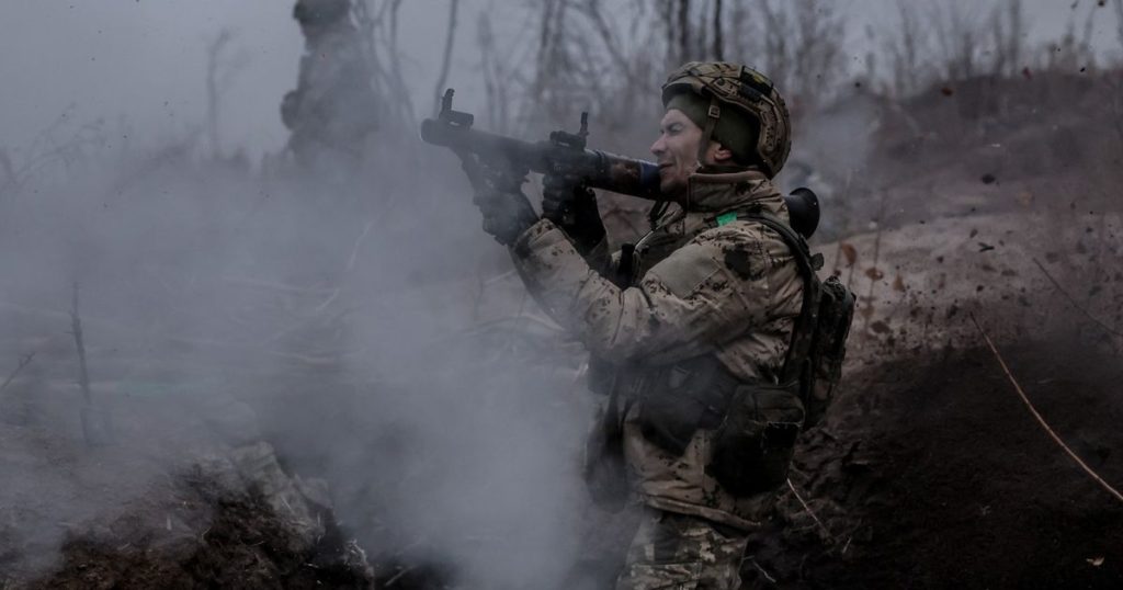 واشنطن وكييف يبحثان خطط “المساعدات العسكرية” لعام 2025