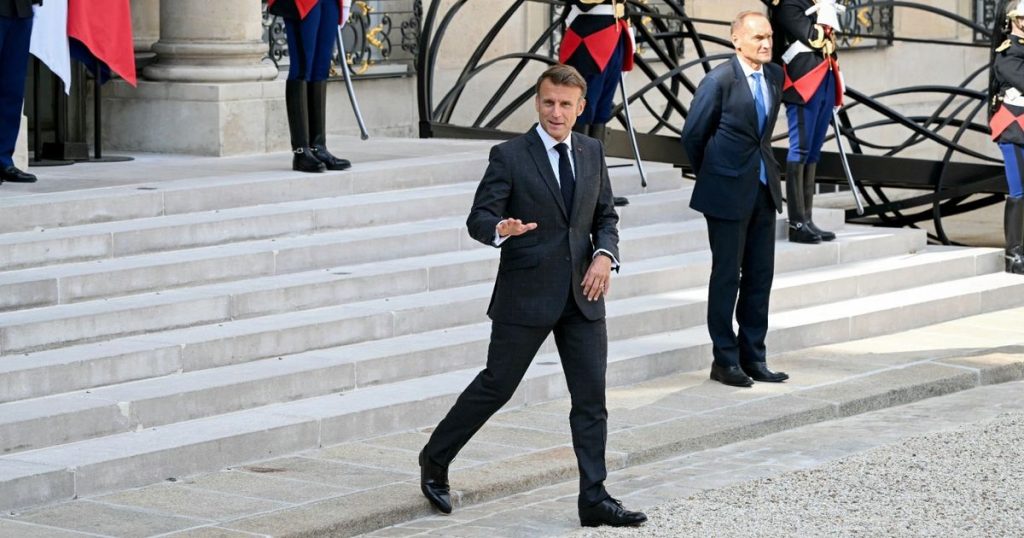 بوركينا فاسو تطلق سراح 4 فرنسيين متهمين التجسس بوساطة مغربية