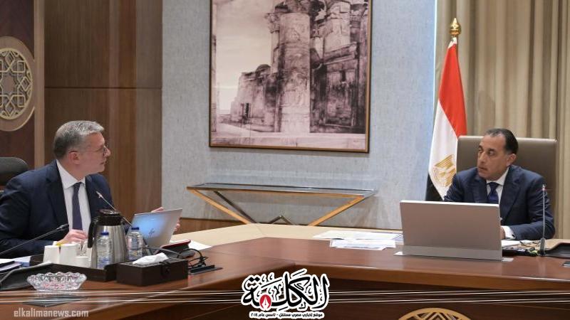 رئيس الوزراء يتابع مع وزير البترول عددا من ملفات العمل وما تحقق من إنجازات | أخبار وتقارير | بوابة الكلمة