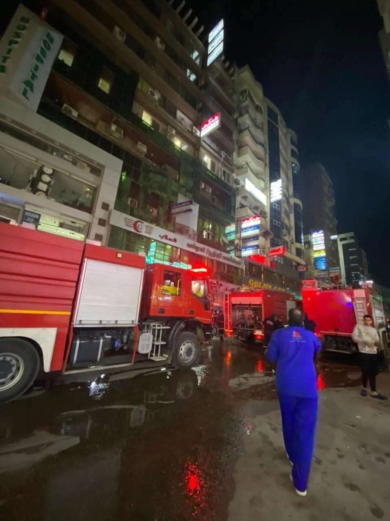 بجهود الحماية المدنية.. السيطرة على حريق نشب داخل شقة بالمعادى